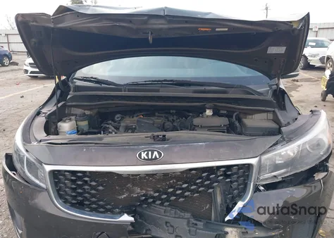 2015 Kia Sedona Lx z USA, uszkodzony, nr VIN KNDMB5C11F6043751